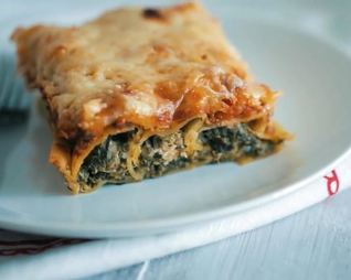 Каннеллони со шпинатом и сыром