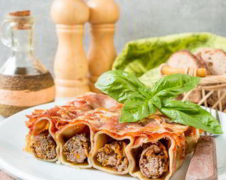 Каннелони с говядиной и тыквой