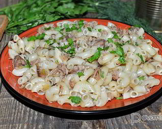 Макароны по-флотски с тушенкой