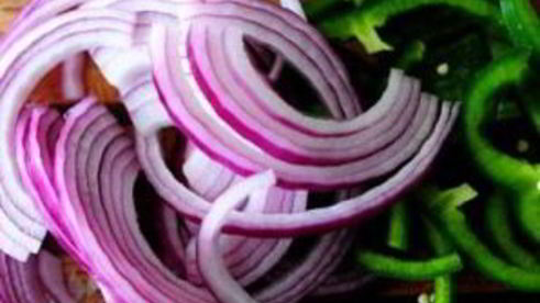 макароны с курицей и овощами