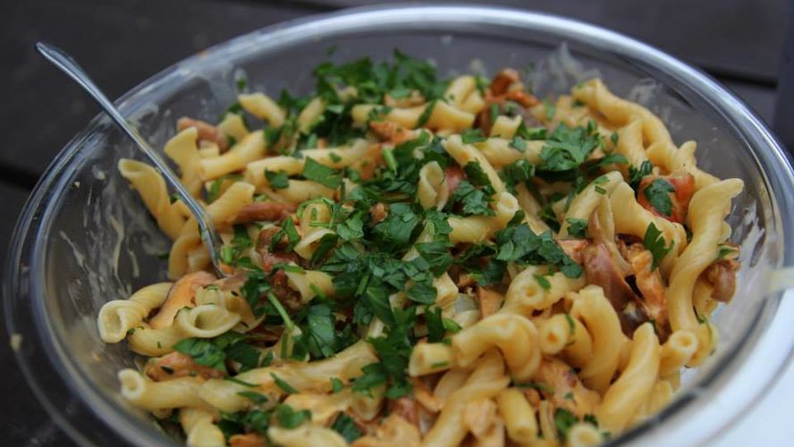 Рецепт макароны с лисичками