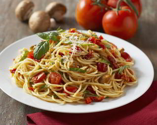 Макароны с помидорами