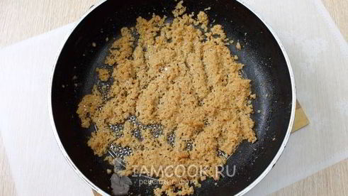 макароны с сыром и хрустящей крошкой