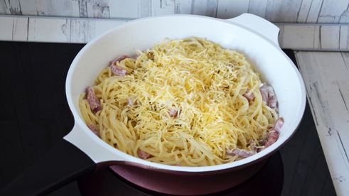 макароны с ветчиной и сыром