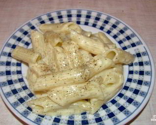 Макароны со сливочным соусом