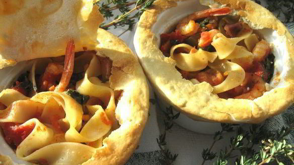 Рецепт Паста Феттучине, запеченная с морепродуктами