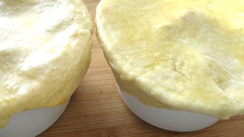 паста феттучине, запеченная с морепродуктами