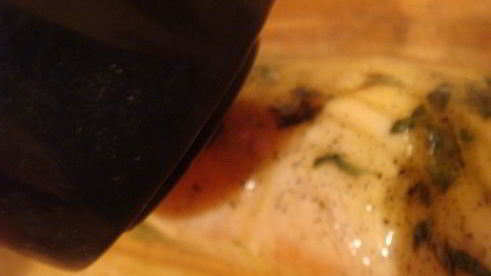 паста под соусом бешамель с мидиями и маринованным лососем