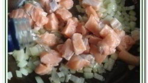 паста с форелью и морепродуктами