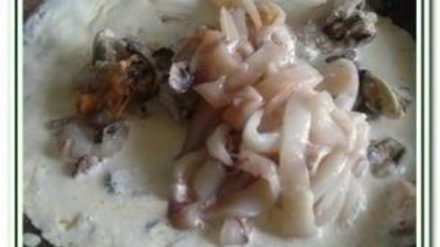 паста с форелью и морепродуктами