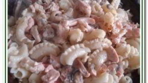 паста с форелью и морепродуктами