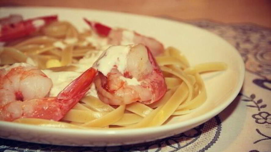 Рецепт паста с креветками и сметанным соусом