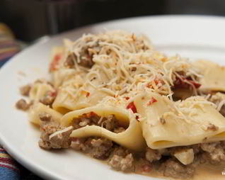 Паста с мясным фаршем