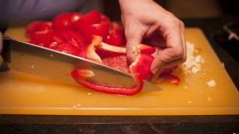 паста с помидорами и чесноком