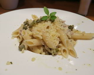 Паста с соусом из тунца и белого вина