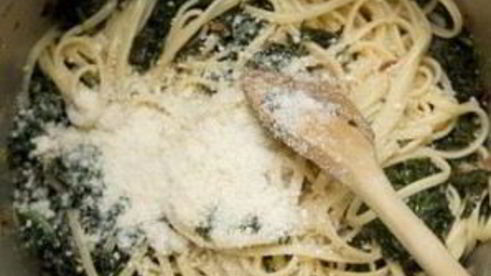 паста с тушеной капустой кале