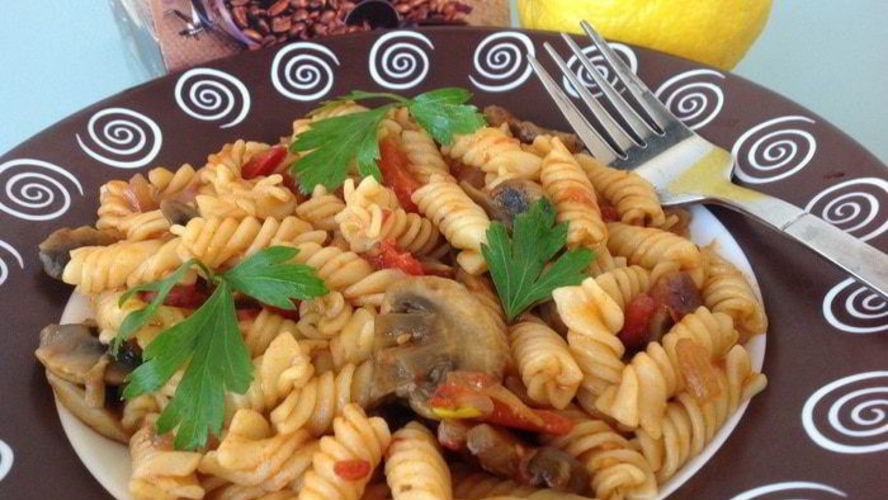Рецепт паста в томатном соусе с грибами