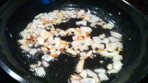 паста в томатном соусе с грибами