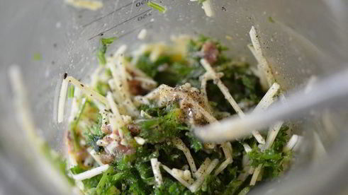 спагетти с креветками и грибами