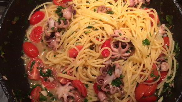 Рецепт Спагетти с мини осьминогами