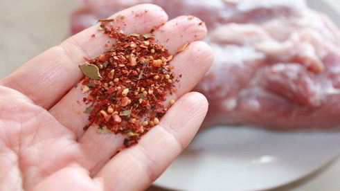 свиные ребрышки со спагетти