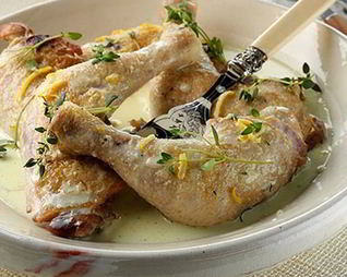 Ароматная курица с чесноком в сливках