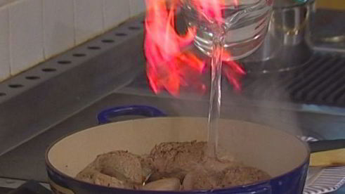 баранина с чесноком в коньяке