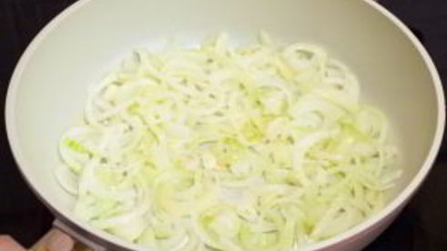 бараньи ребрышки с яблоками, черносливом и булгуром