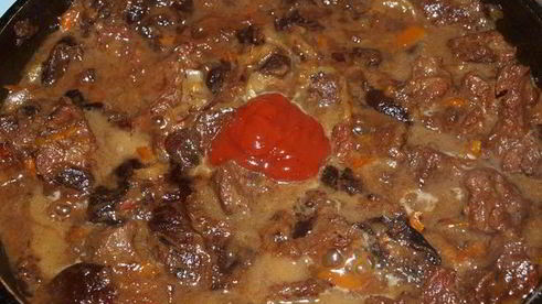 говядина с черносливом