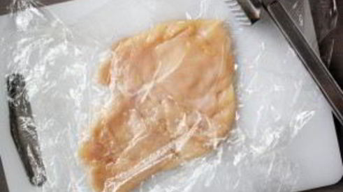 грудка, фаршированная грибами и сыром