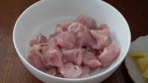 индейка с ананасами на шпажках