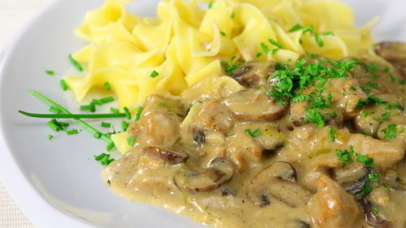 Рецепт Индейка с грибами и сыром в мультиварке