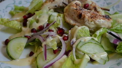 куриный кебаб с салатом