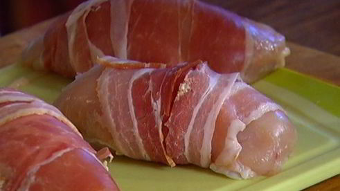 куриные грудки, фаршированные песто и рикоттой