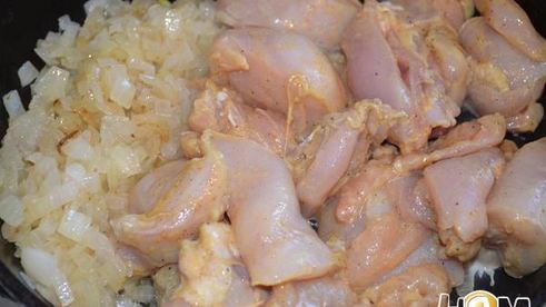 курица с яблоками в соусе с карри