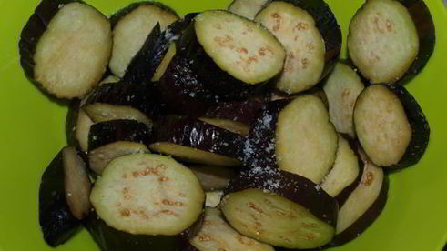 курица, запеченая с овощами