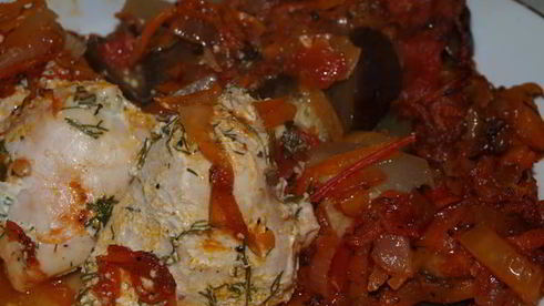 курица, запеченая с овощами