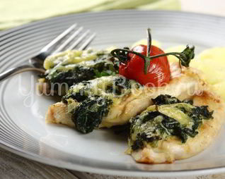 Курица, запеченная со шпинатом