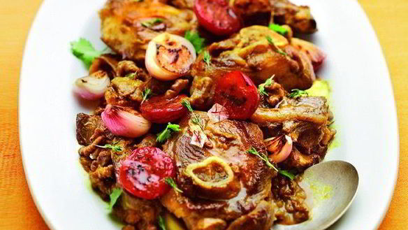 Рецепт Молодая баранина со сливами и грецкими орехами