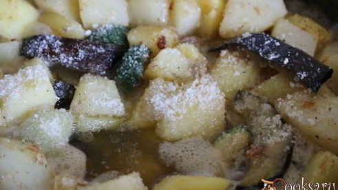 свинина тушеная с овощами