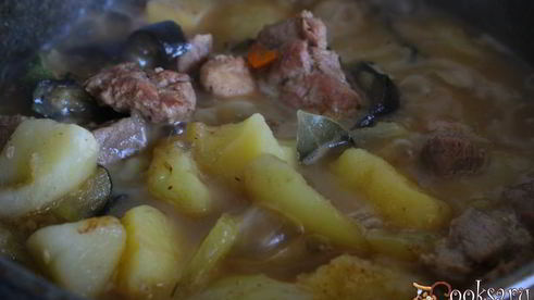 свинина тушеная с овощами