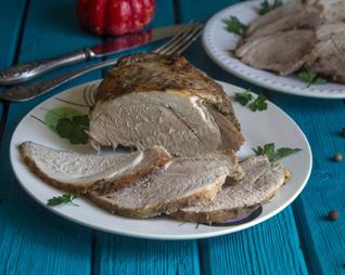 Свиной окорок в фольге в духовке