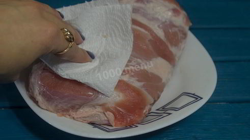 свиной окорок в фольге в духовке