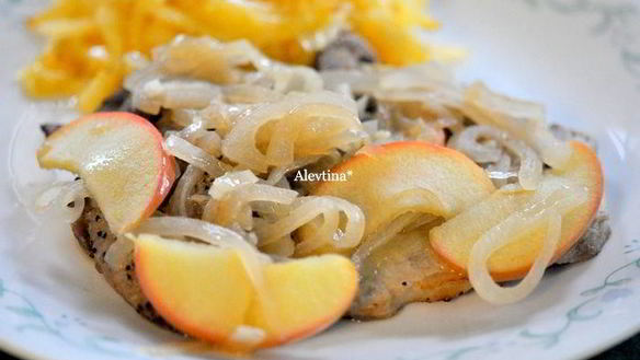 Рецепт Свиные отбивные в яблочном рассоле