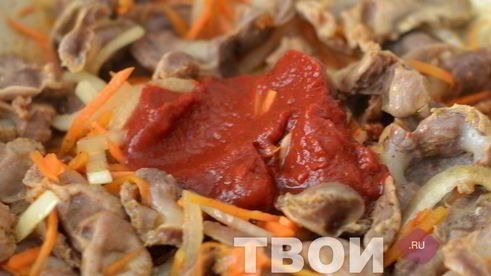 тушеные куриные желудки