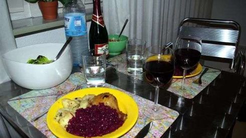 утка с яблоками