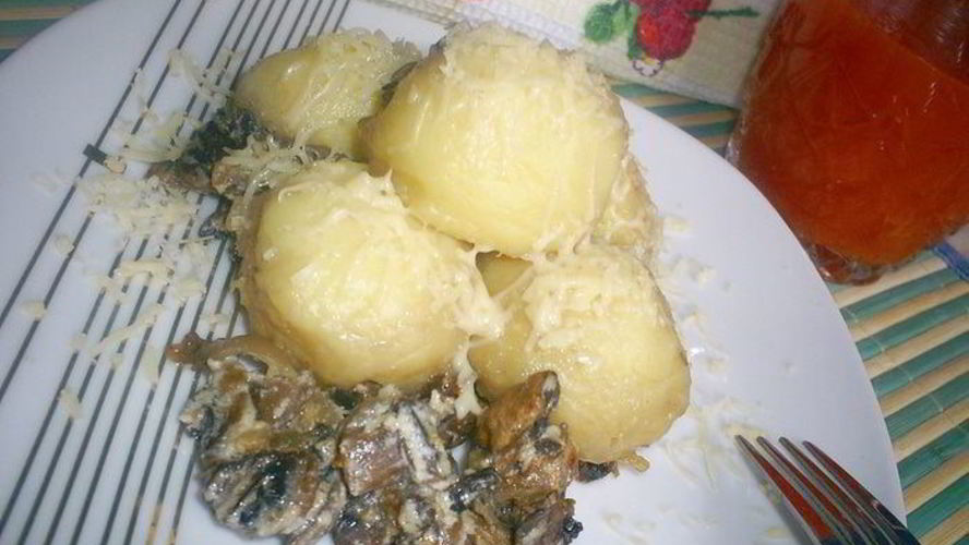 Рецепт ньокки, тушенные в сливочно-грибном соусе