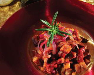 Баклажаны с луком в критском соусе