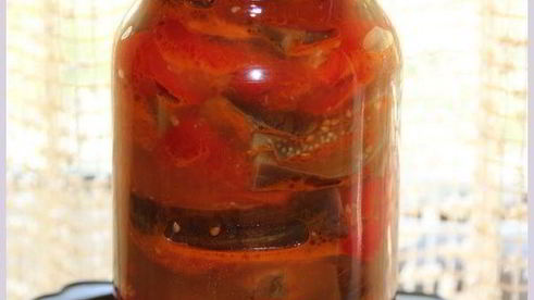 баклажаны с перцами и помидорами