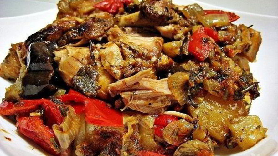 Рецепт баклажаны в казане с курицей